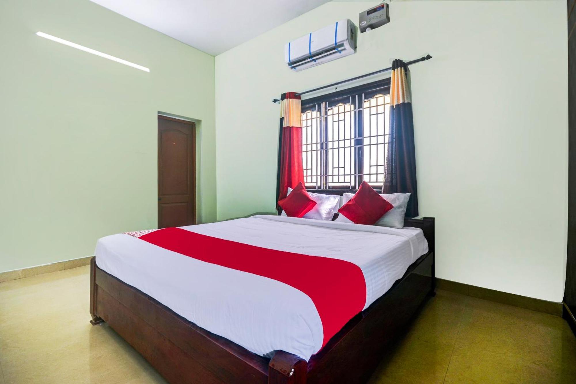 Hotel O Aruthraa Residency Podanur Buitenkant foto