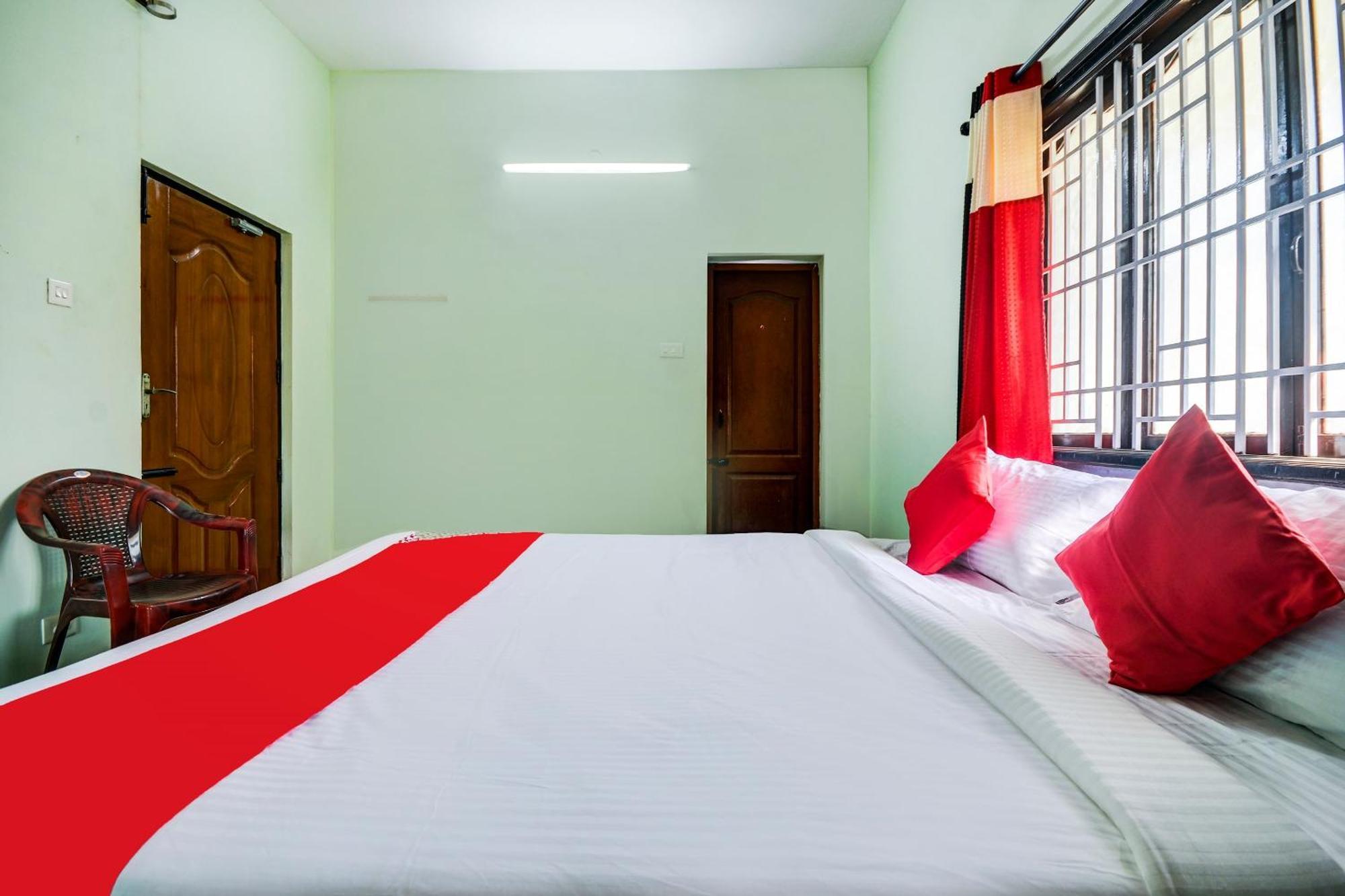 Hotel O Aruthraa Residency Podanur Buitenkant foto
