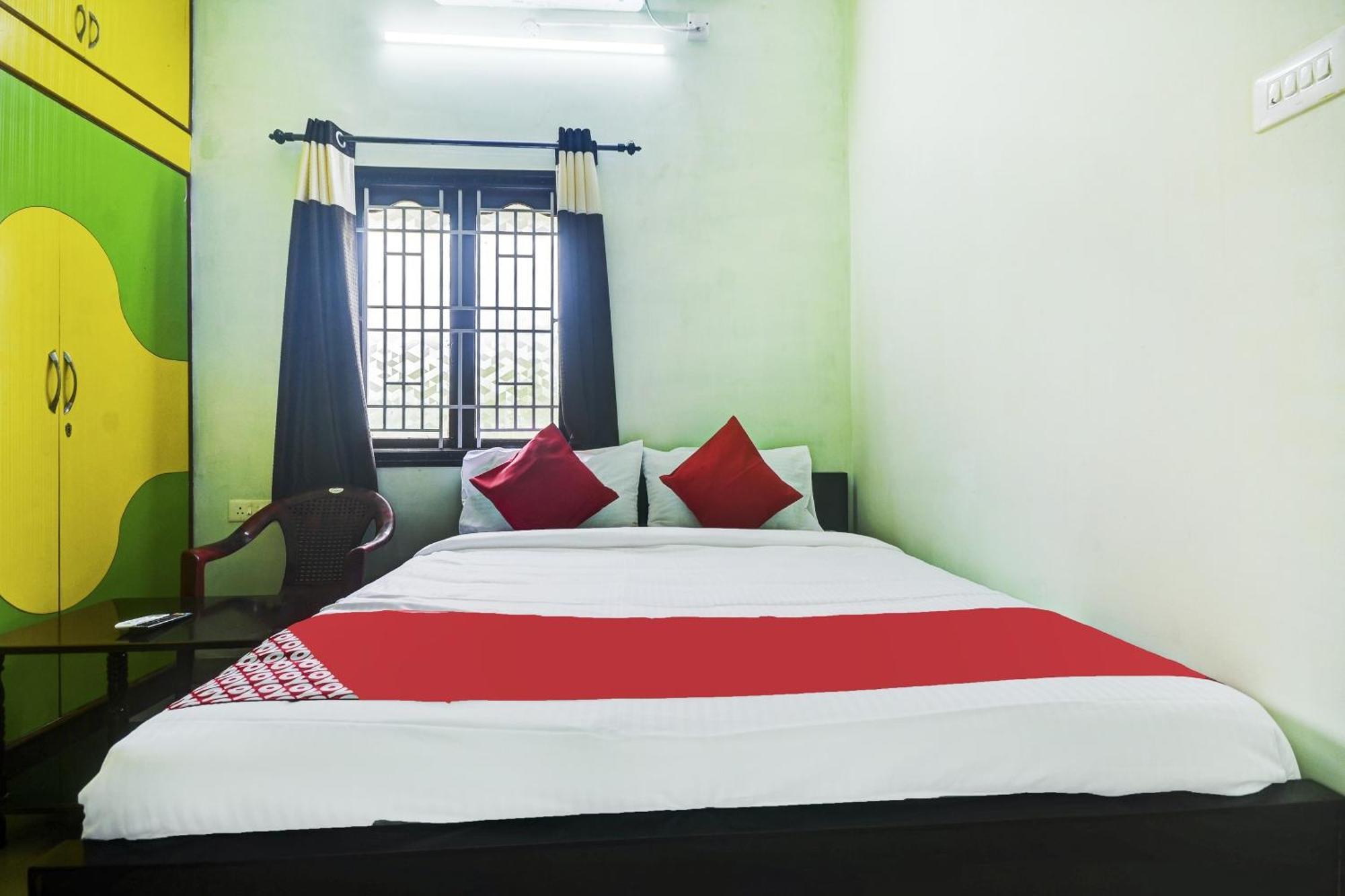Hotel O Aruthraa Residency Podanur Buitenkant foto